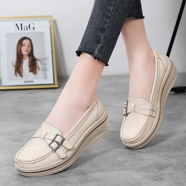 Mocassim Feminino Ortopédico de Couro